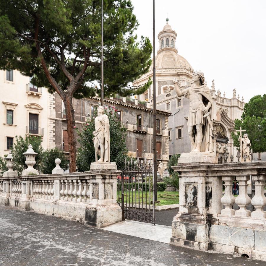 Benedettini Charming House Villa Catania Exteriör bild